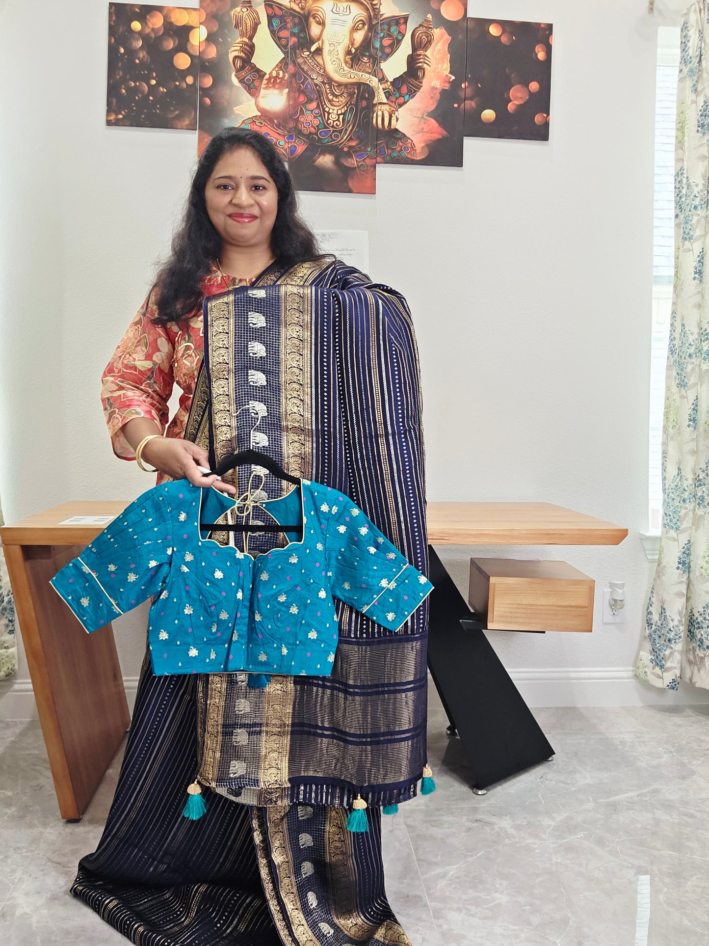 Trending Lines Designer Munga Georgette Saree - Benarasi Blouse