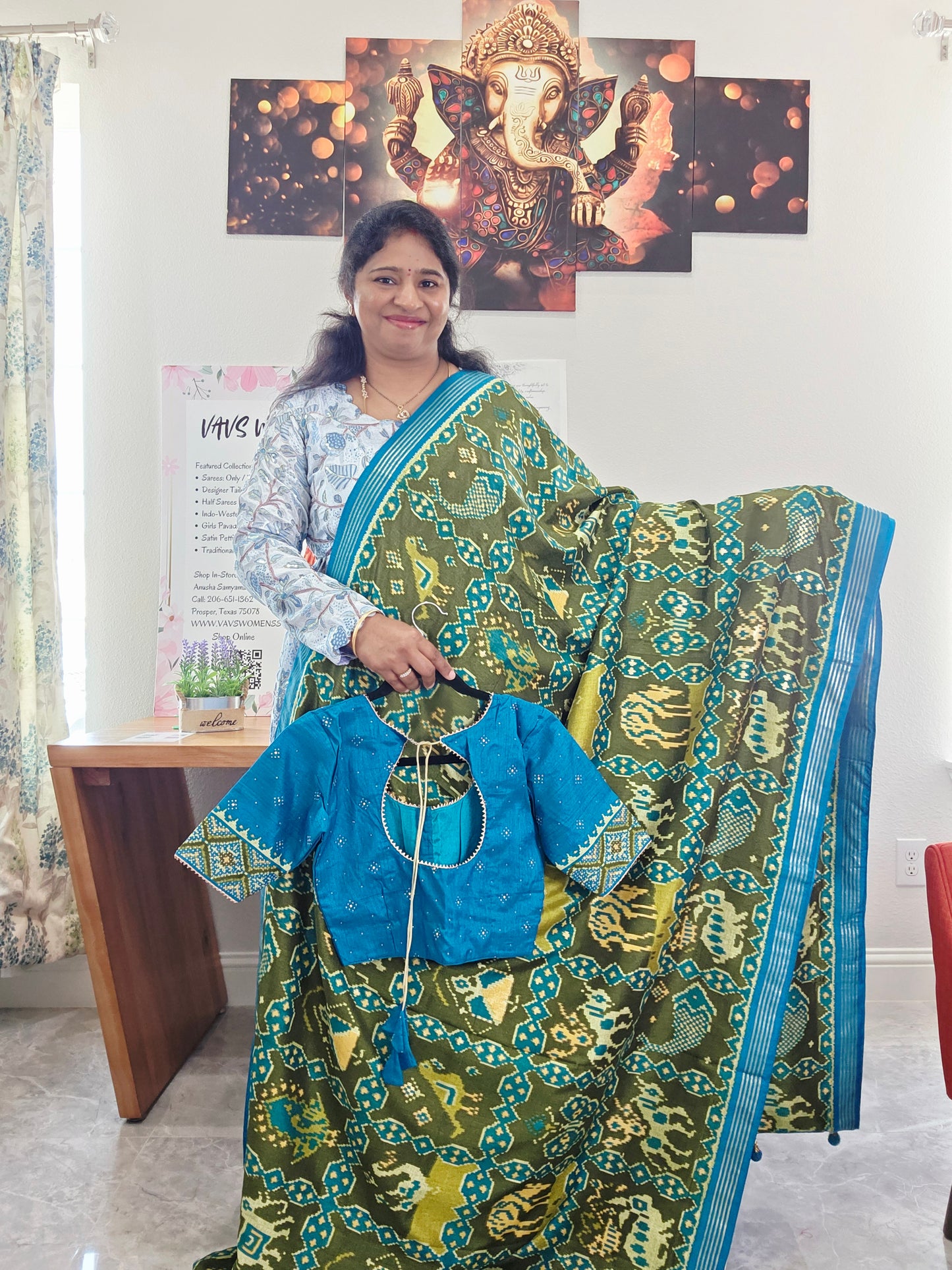 Munga Crepe Soft Patola Silk Saree - Blouse