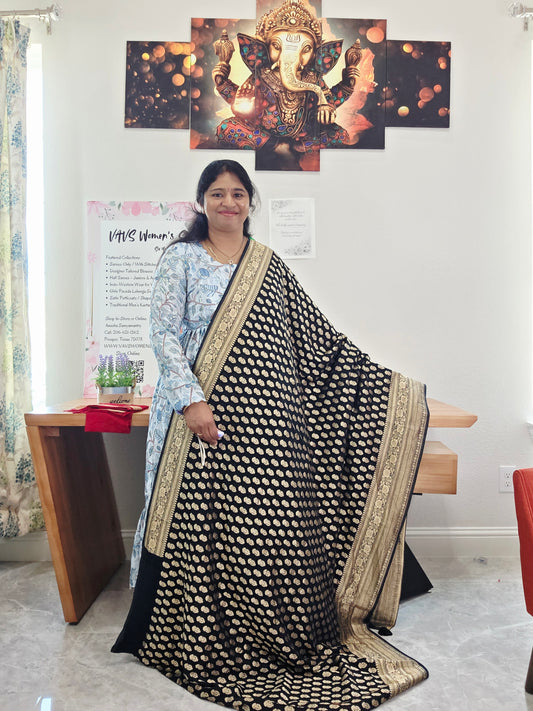 Midnight Noir & Antique Gold Pure Viscose Khaddi Georgette Powerloom Saree with Contrast Blouse Piece