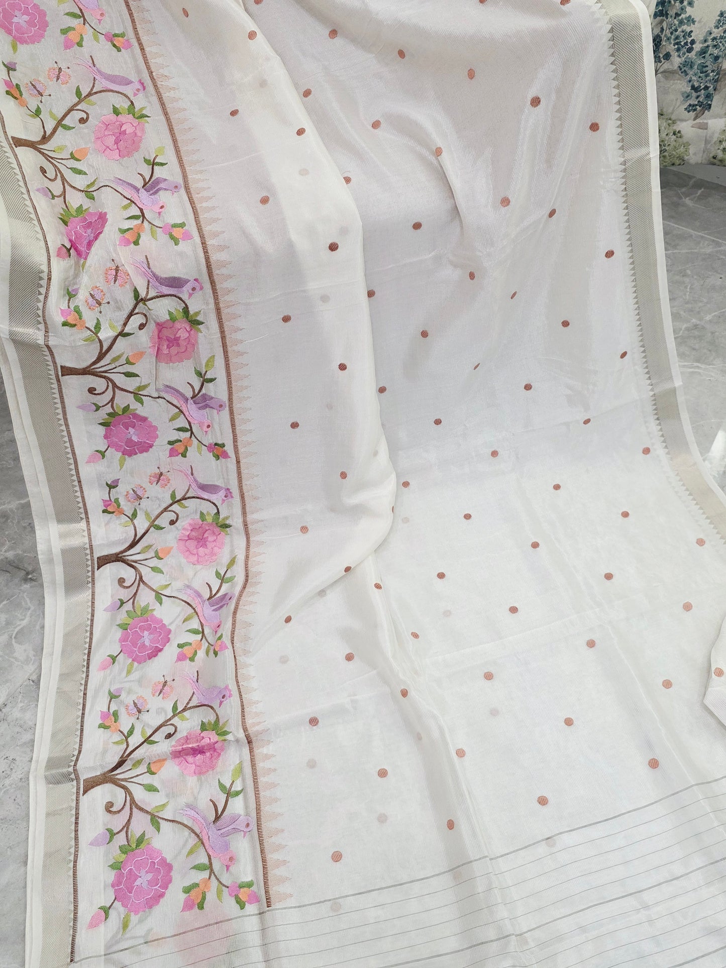 Off White Mangalagiri Silk Cotton Handloom Saree with Bird Embroidered Border