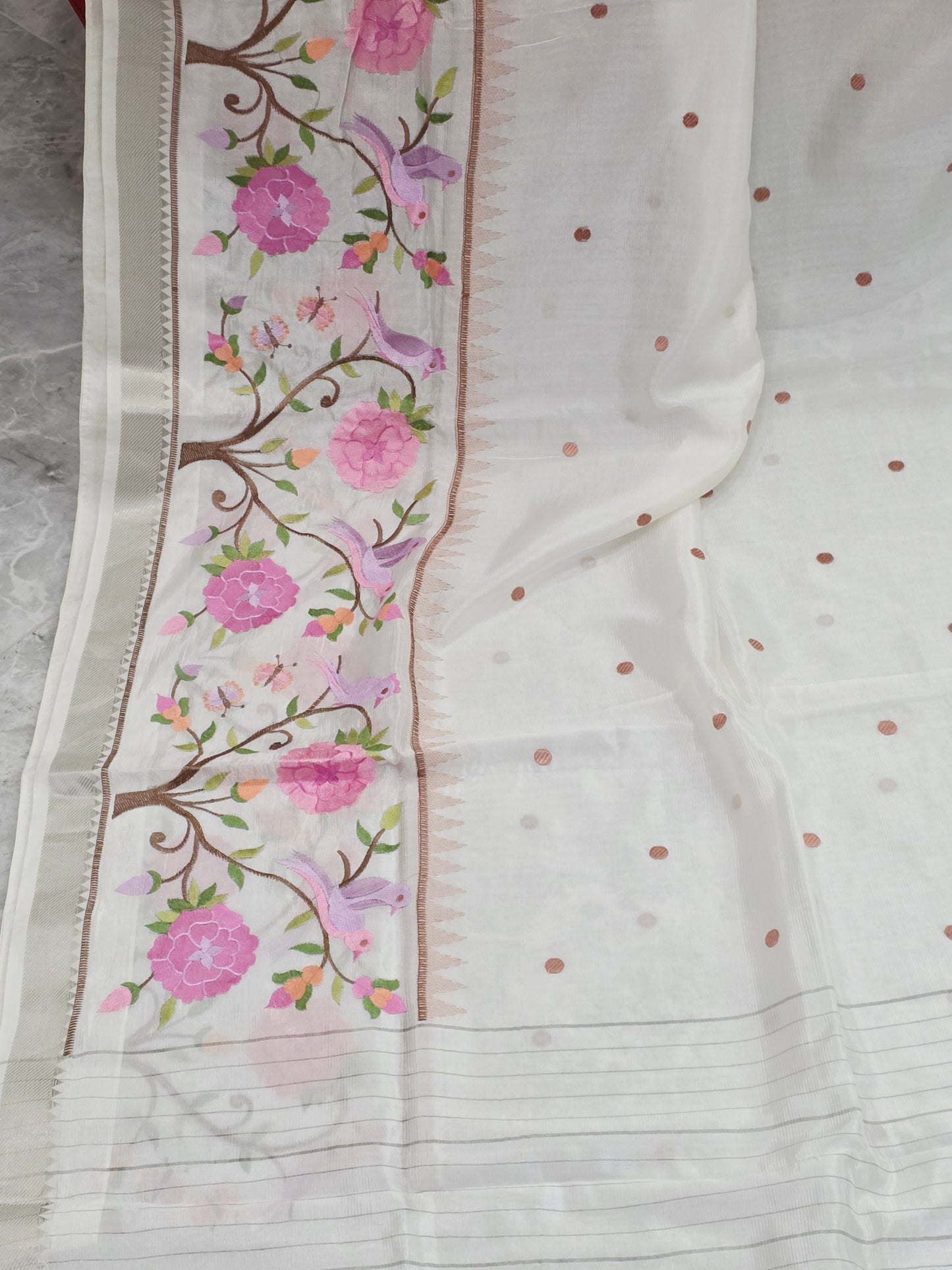 Off White Mangalagiri Silk Cotton Handloom Saree with Bird Embroidered Border
