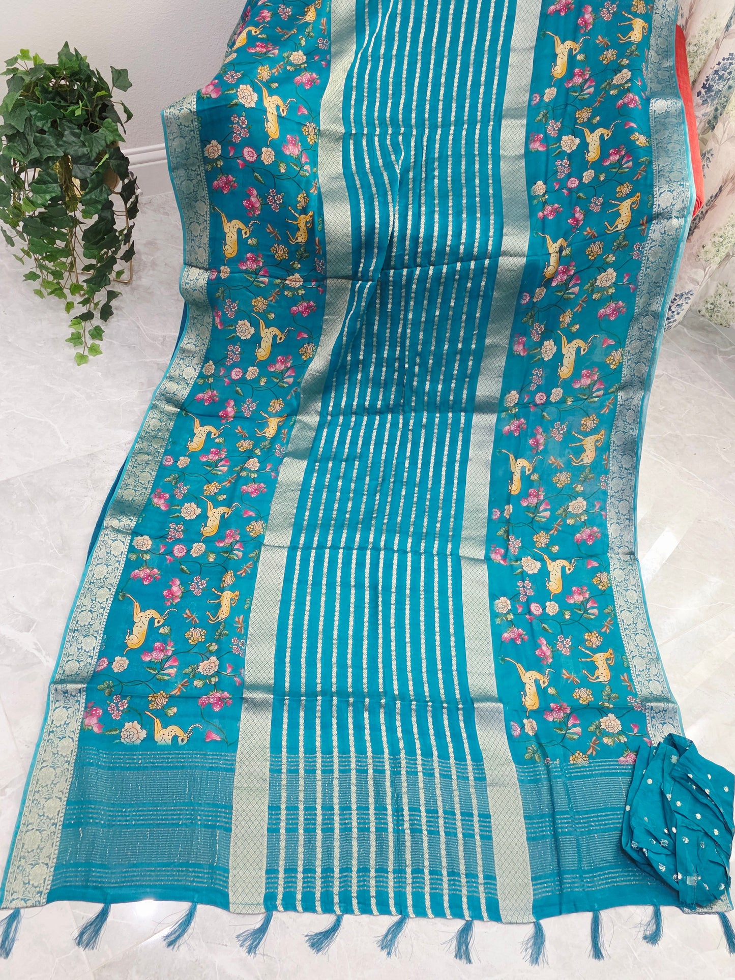 Turquoise Bloom Designer Georgette Crepe Silk Saree with Unstitched Blouse