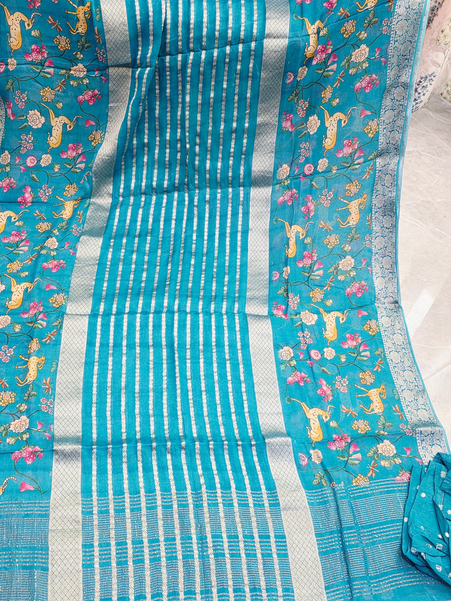 Turquoise Bloom Designer Georgette Crepe Silk Saree with Unstitched Blouse