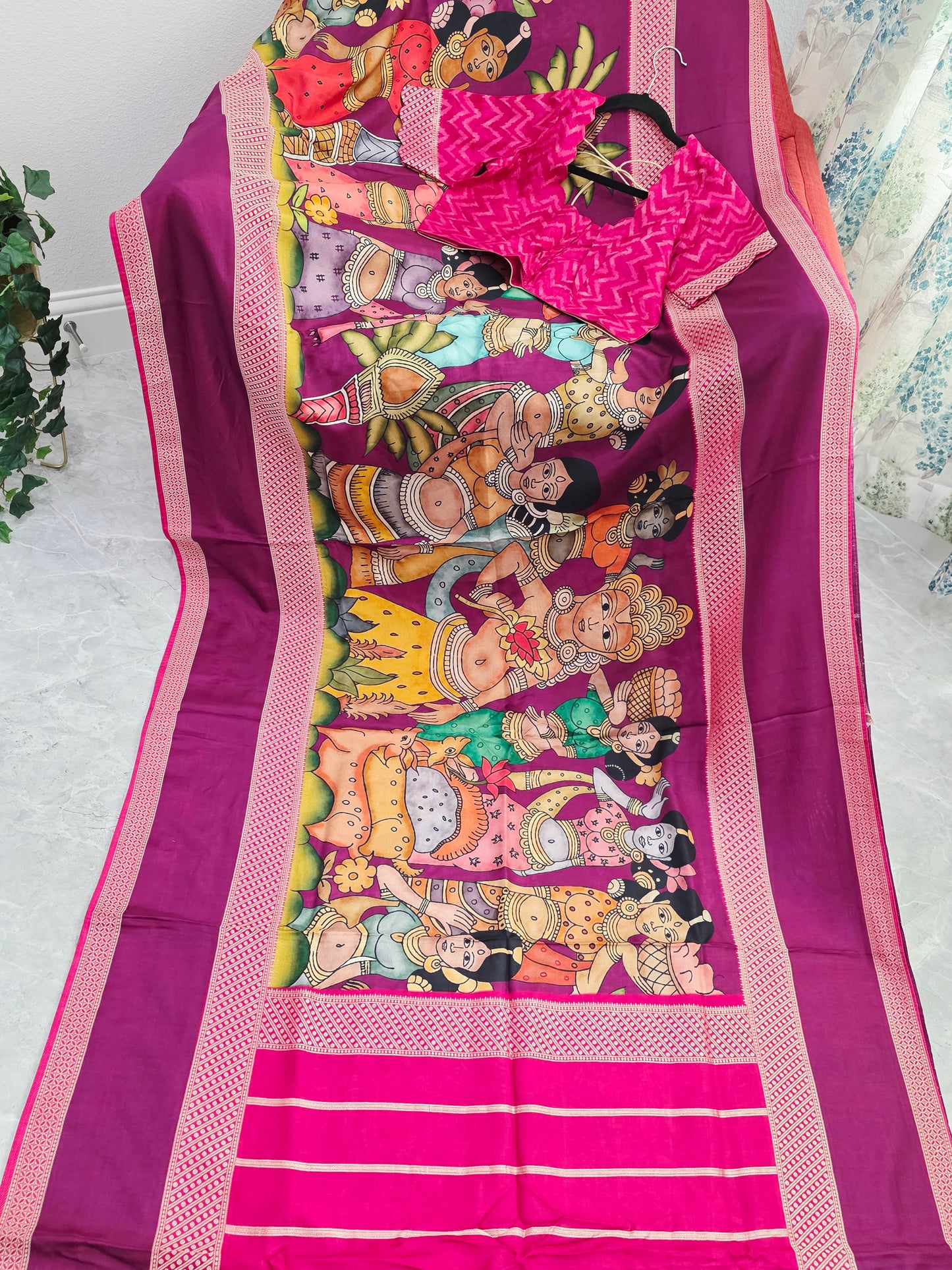 Royal Orchid Magenta Gap Border Designer Kalamkari Crepe Silk Saree With Stitched Blouse