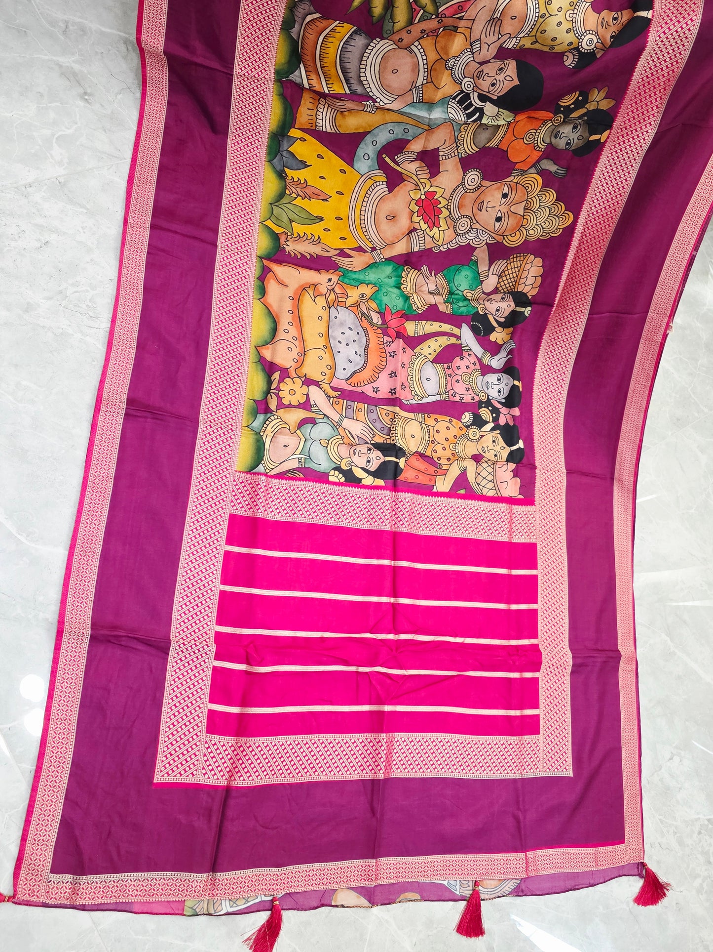 Royal Orchid Magenta Gap Border Designer Kalamkari Crepe Silk Saree With Stitched Blouse