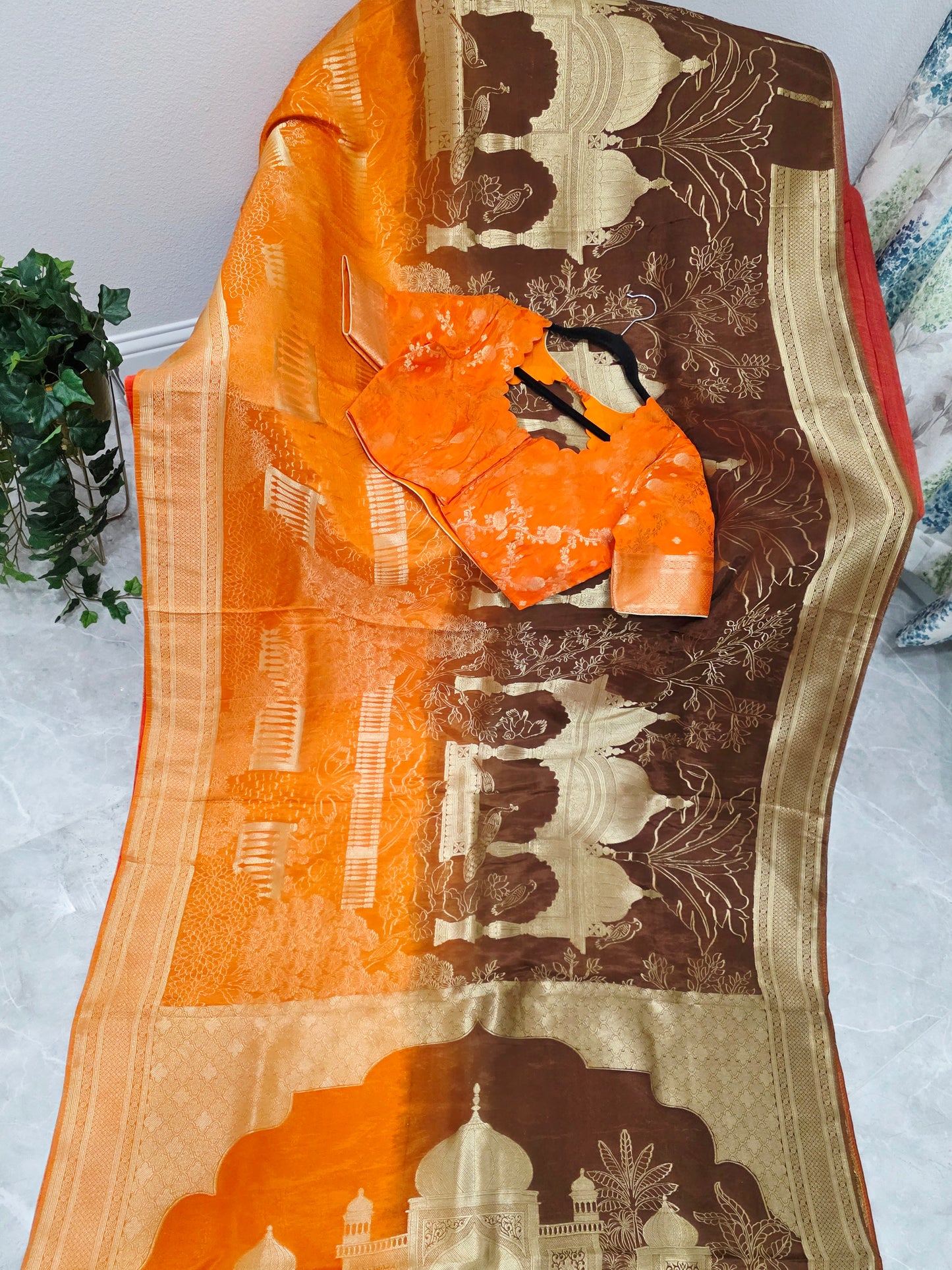 Sunset Amber & Cocoa Brown Taj Mahal Powerloom Woven Benarasi Silk Saree with Stitched Blouse