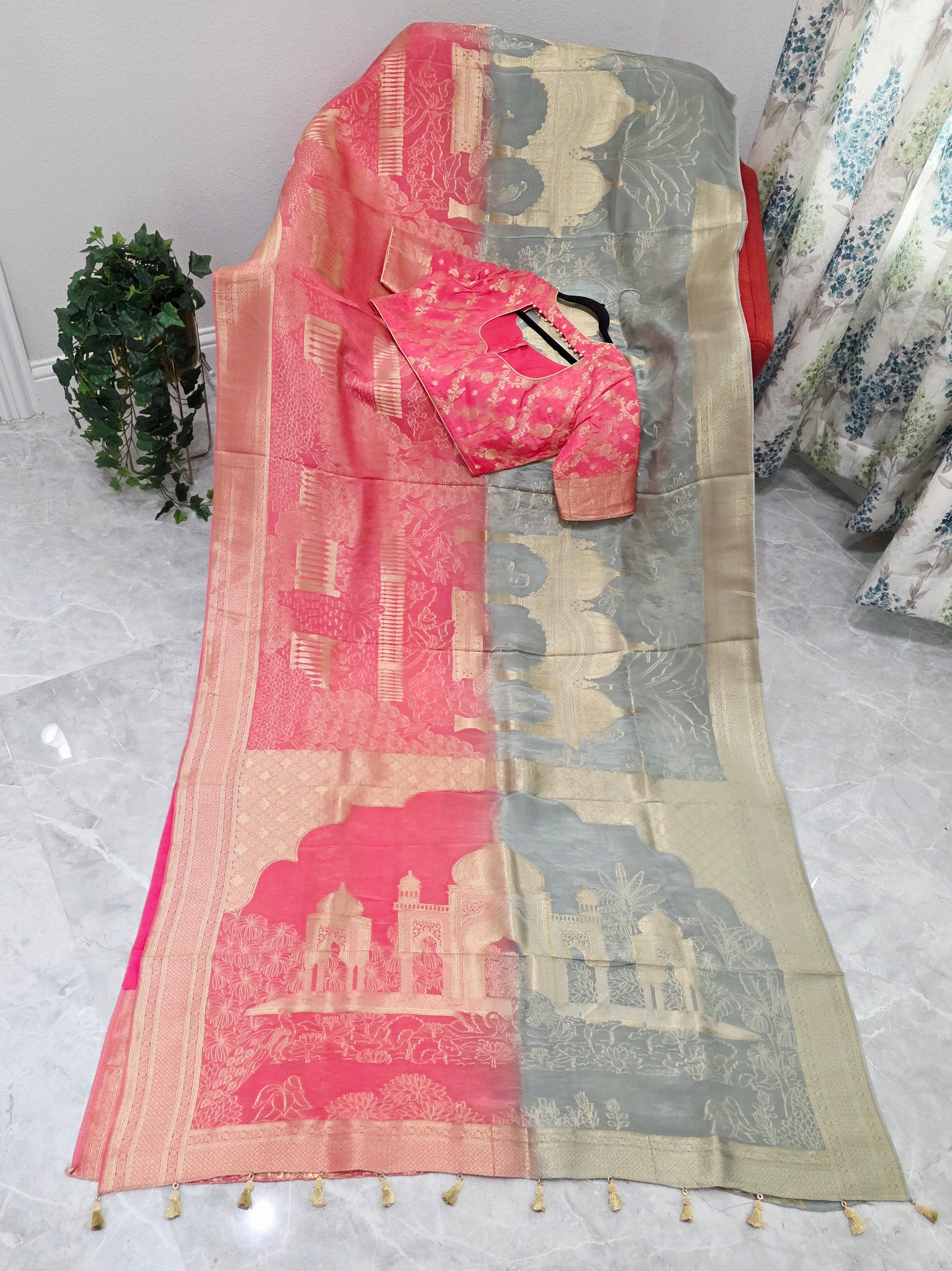 Rose Blush & Gray Silver Mist Taj Mahal Powerloom Woven Benarasi Silk Saree with Stitched Blouse