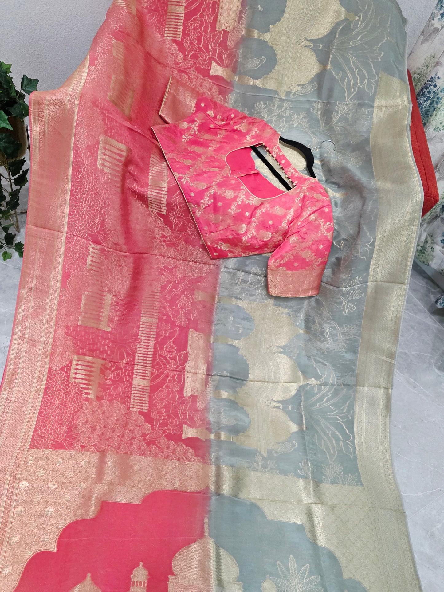 Rose Blush & Gray Silver Mist Taj Mahal Powerloom Woven Benarasi Silk Saree with Stitched Blouse
