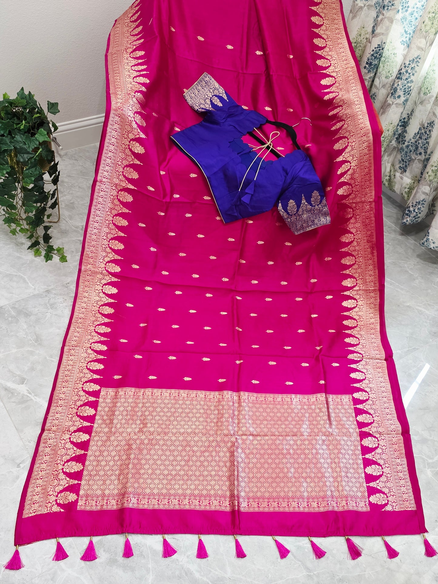Royal Fuchsia Pink Pure Mango Benarasi Silk Saree with Ready Blouse