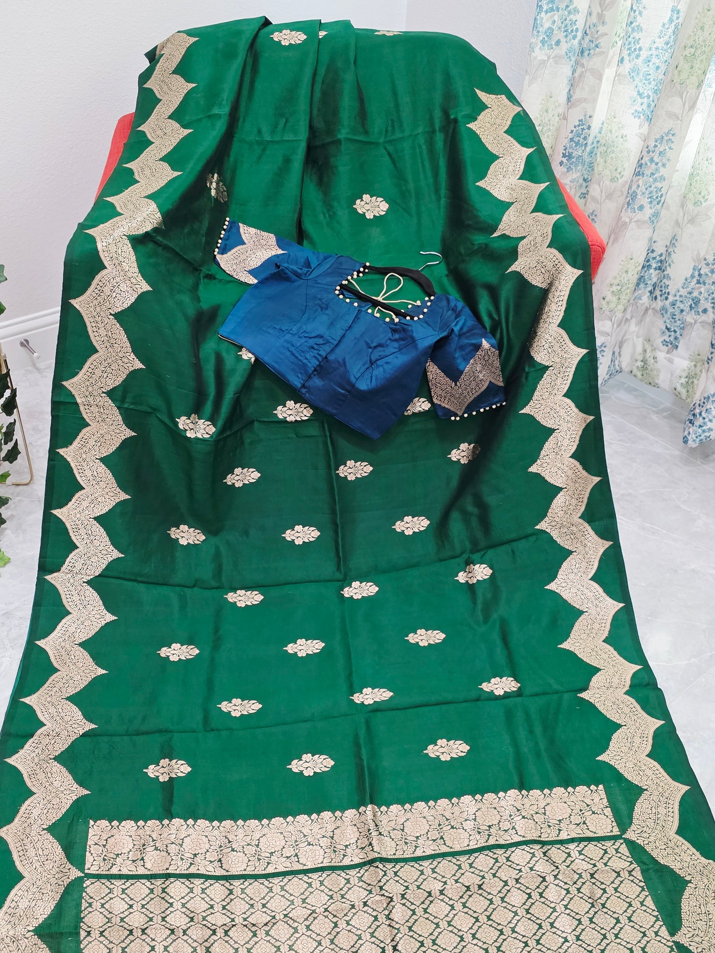 Emerald Royale Pure Mango Benarasi Silk Saree with Ready Blouse
