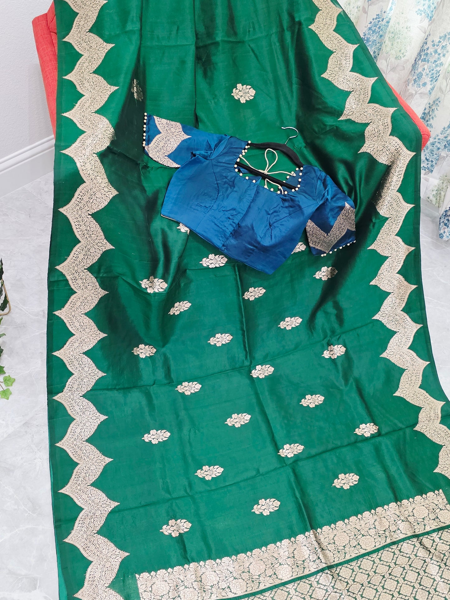 Emerald Royale Pure Mango Benarasi Silk Saree with Ready Blouse