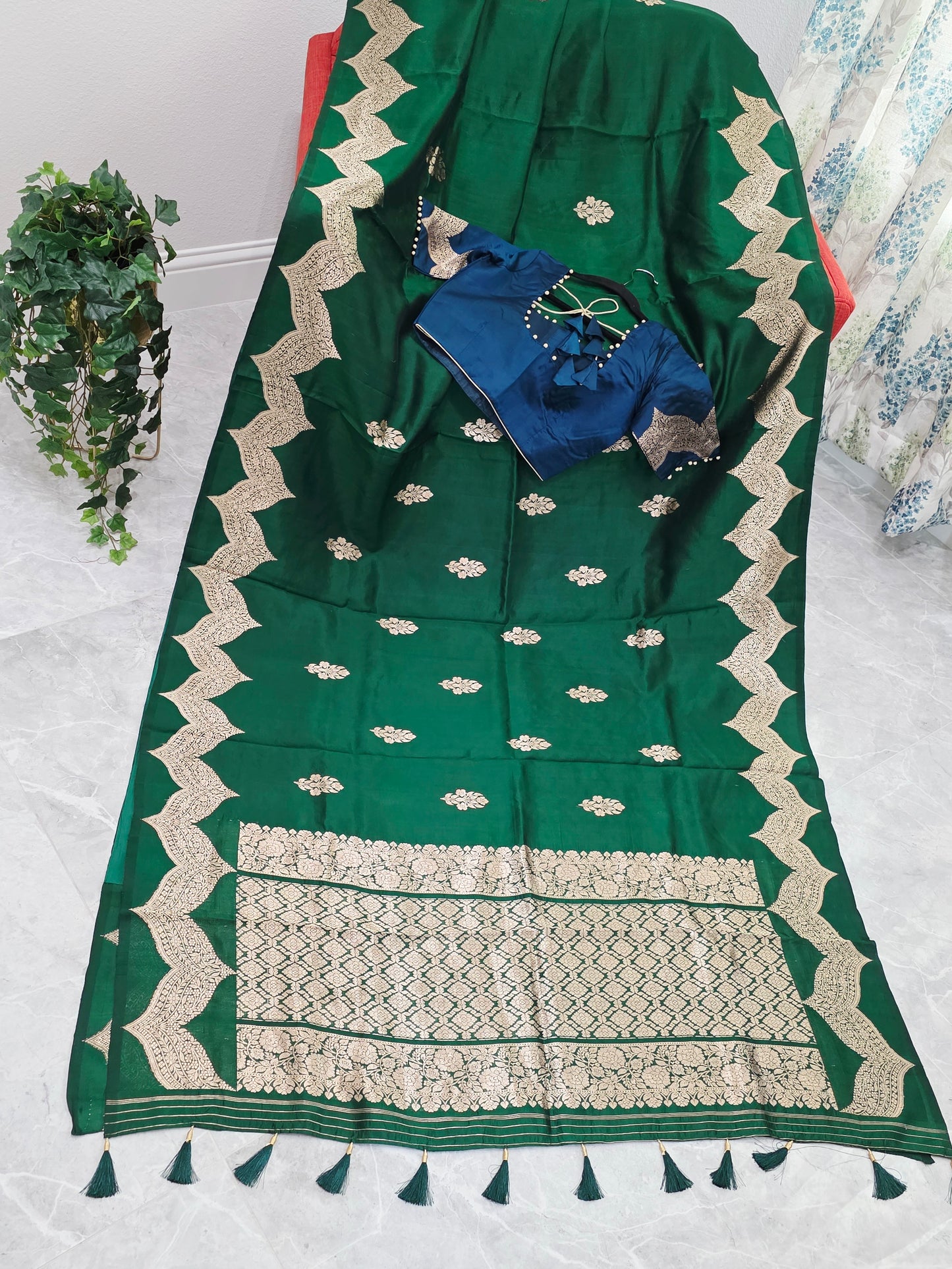 Emerald Royale Pure Mango Benarasi Silk Saree with Ready Blouse