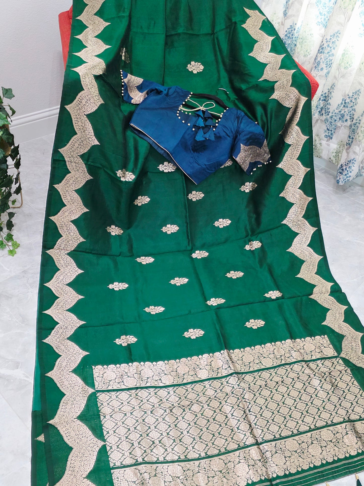 Emerald Royale Pure Mango Benarasi Silk Saree with Ready Blouse