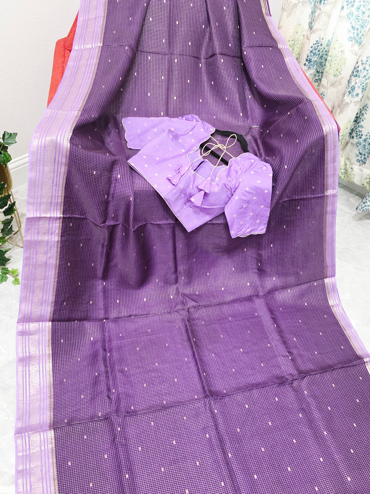 Royal Lavender Plum Russian Dola Crepe Silk Saree with Ready Blouse
