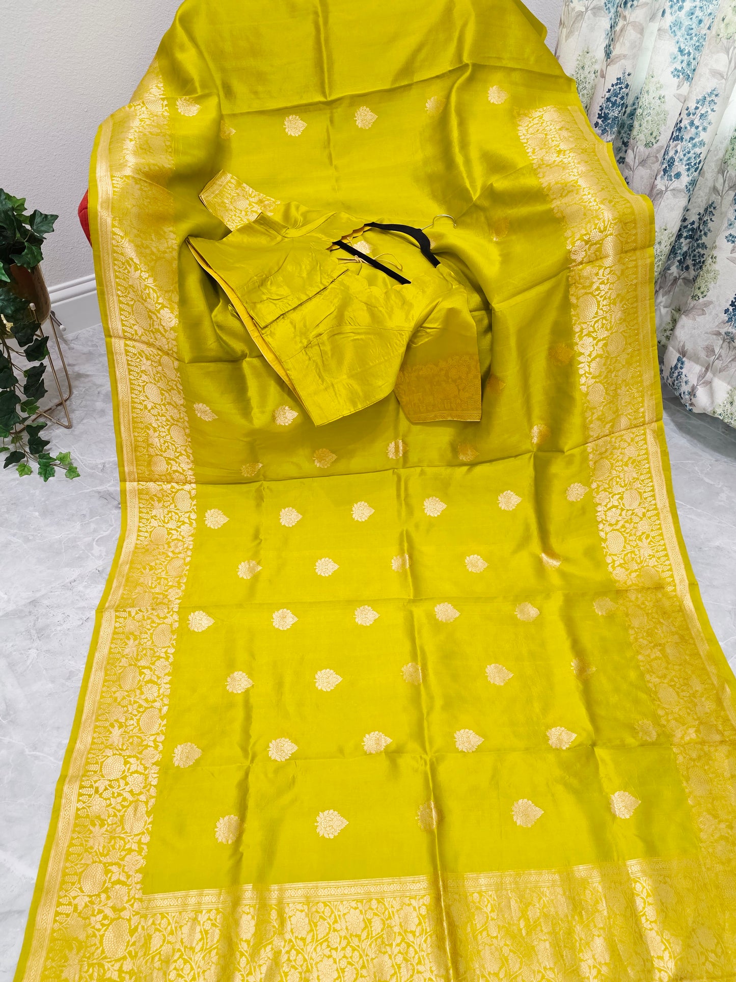 Radiant Lime Gold Pure Mango Benarasi Silk Saree with Ready Blouse