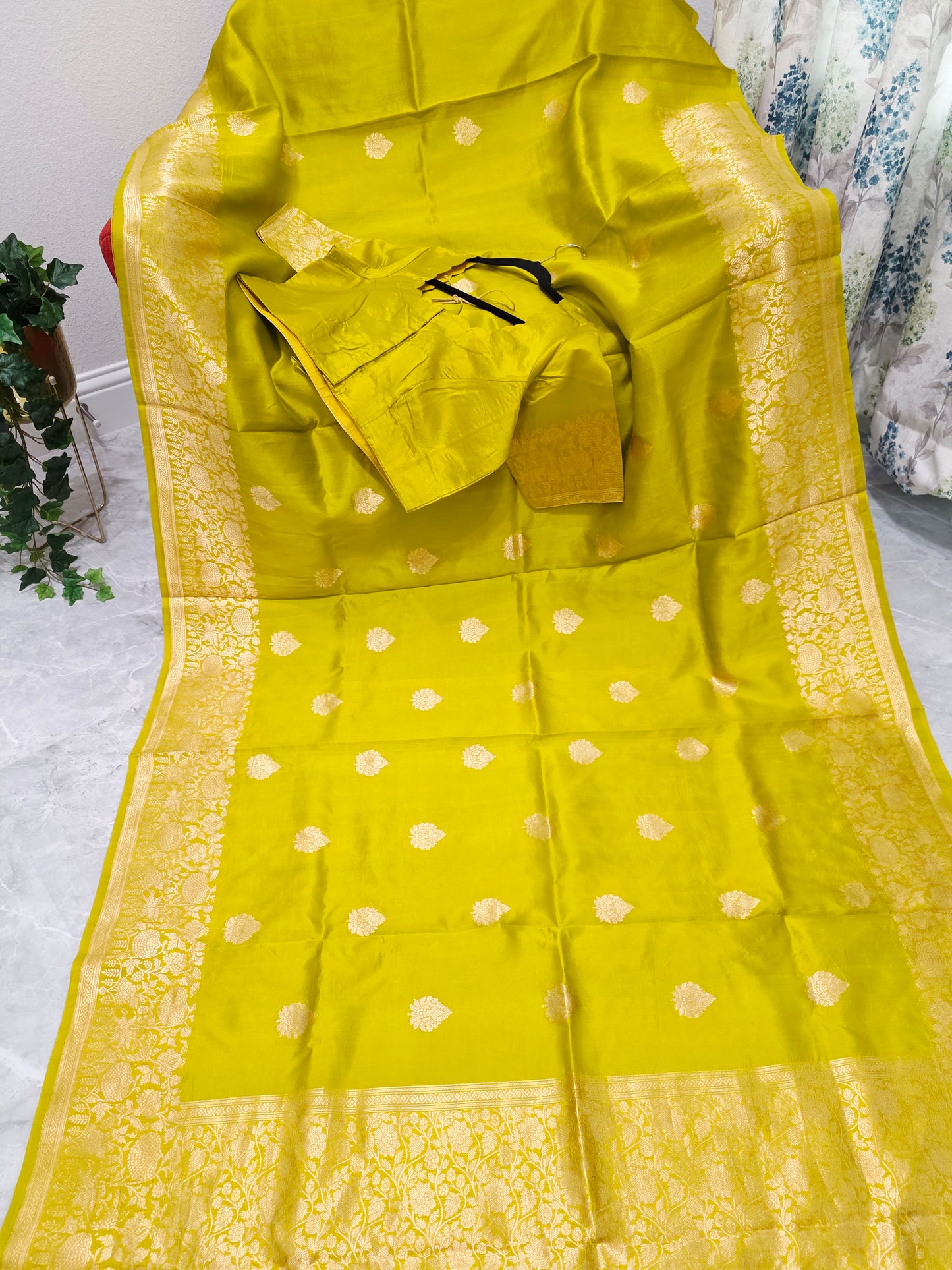 Radiant Lime Gold Pure Mango Benarasi Silk Saree with Ready Blouse