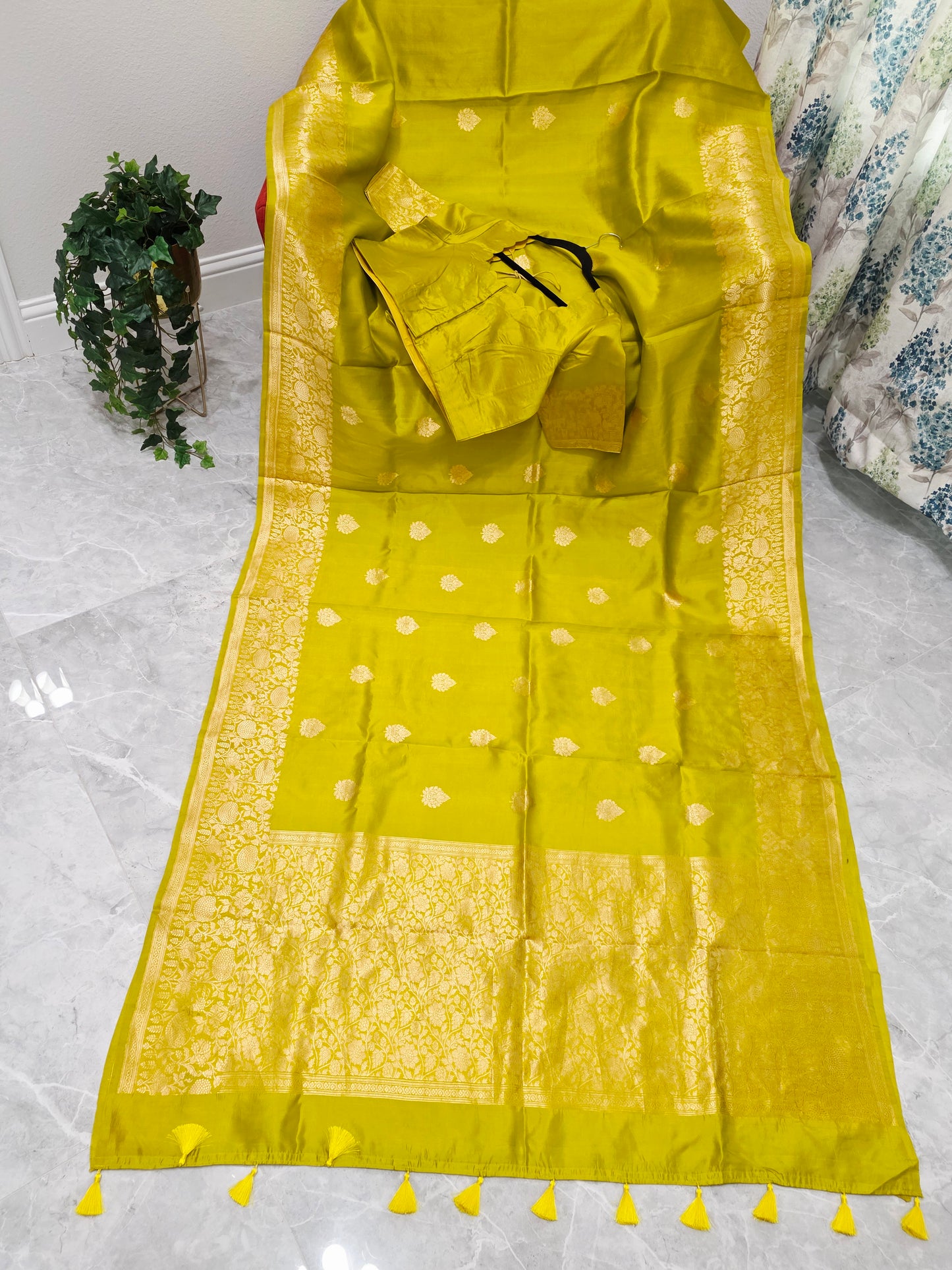 Radiant Lime Gold Pure Mango Benarasi Silk Saree with Ready Blouse