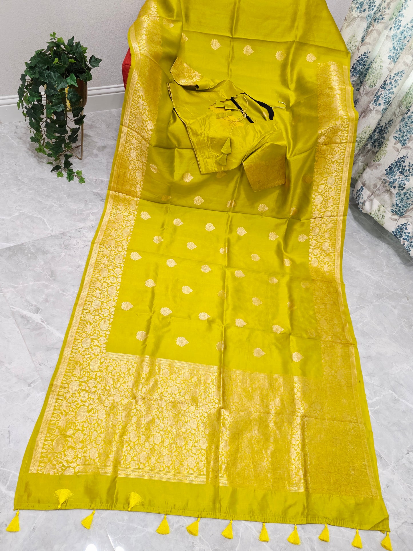 Radiant Lime Gold Pure Mango Benarasi Silk Saree with Ready Blouse