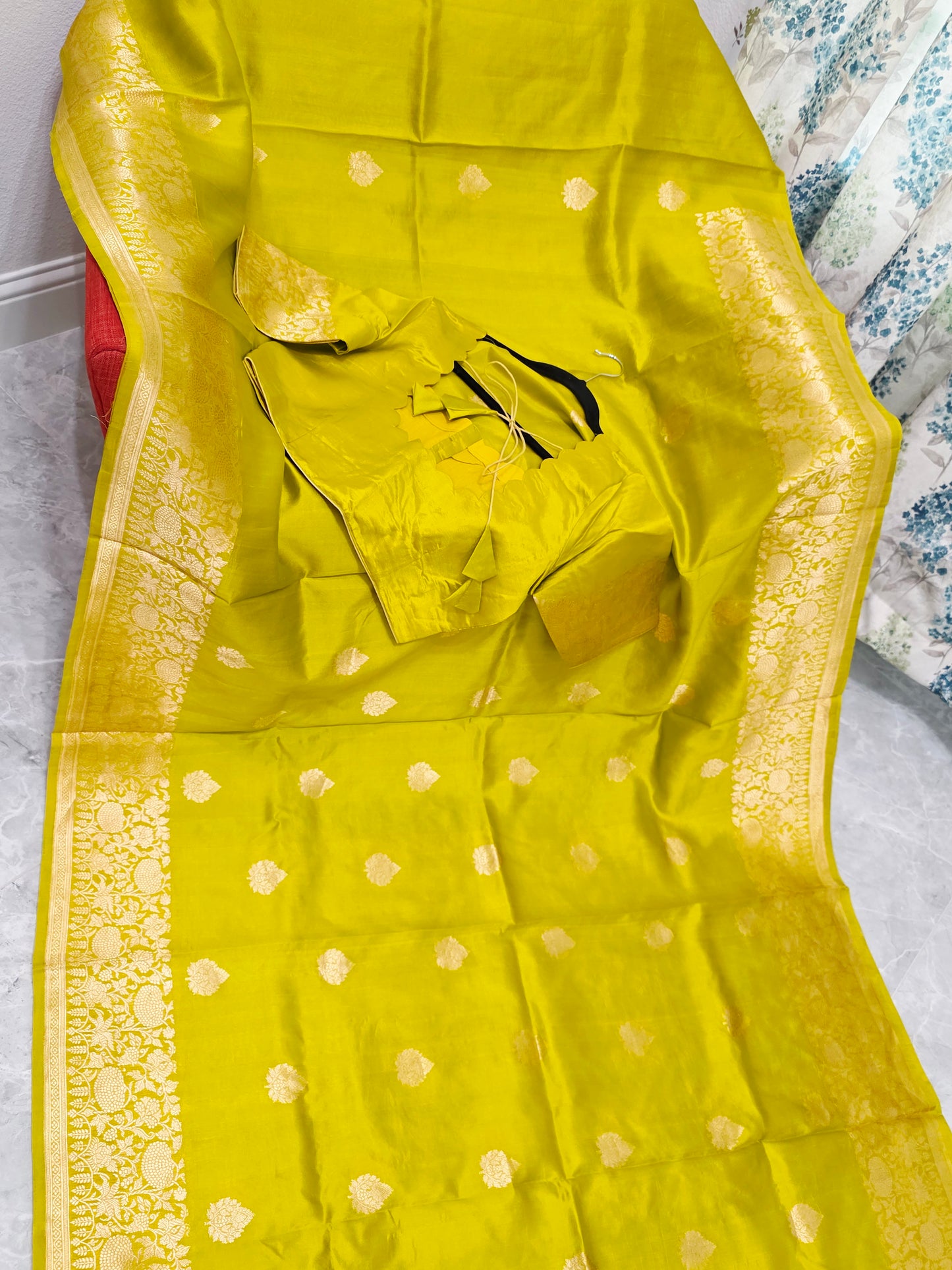 Radiant Lime Gold Pure Mango Benarasi Silk Saree with Ready Blouse