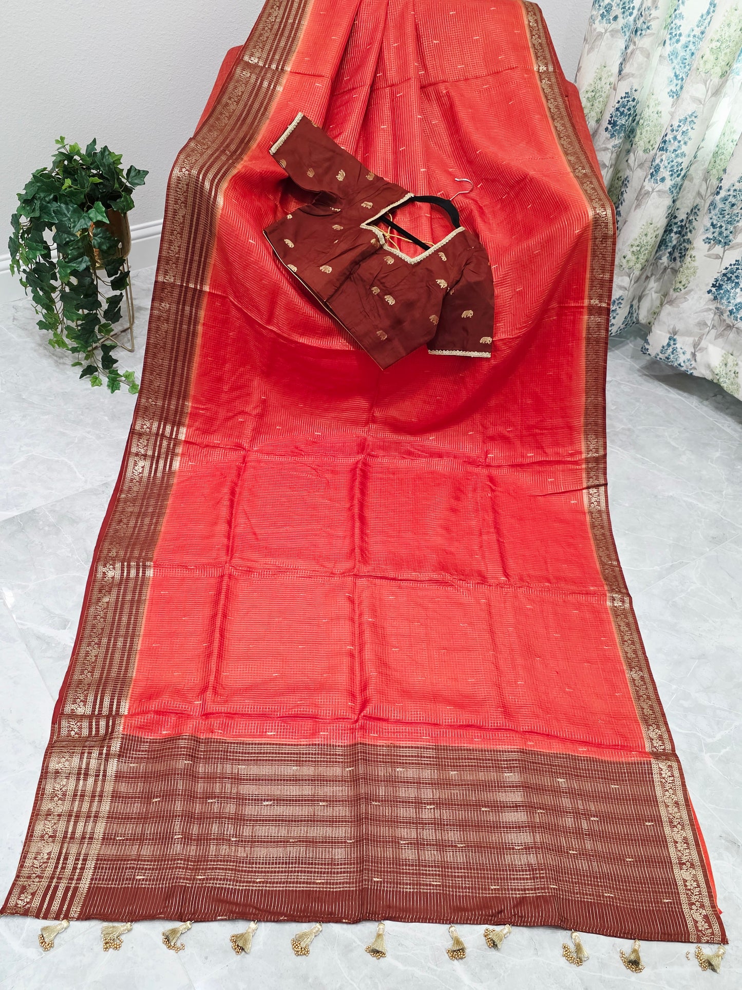Burnt Rust Brown Russian Dola Crepe Silk Saree with Ready Blouse