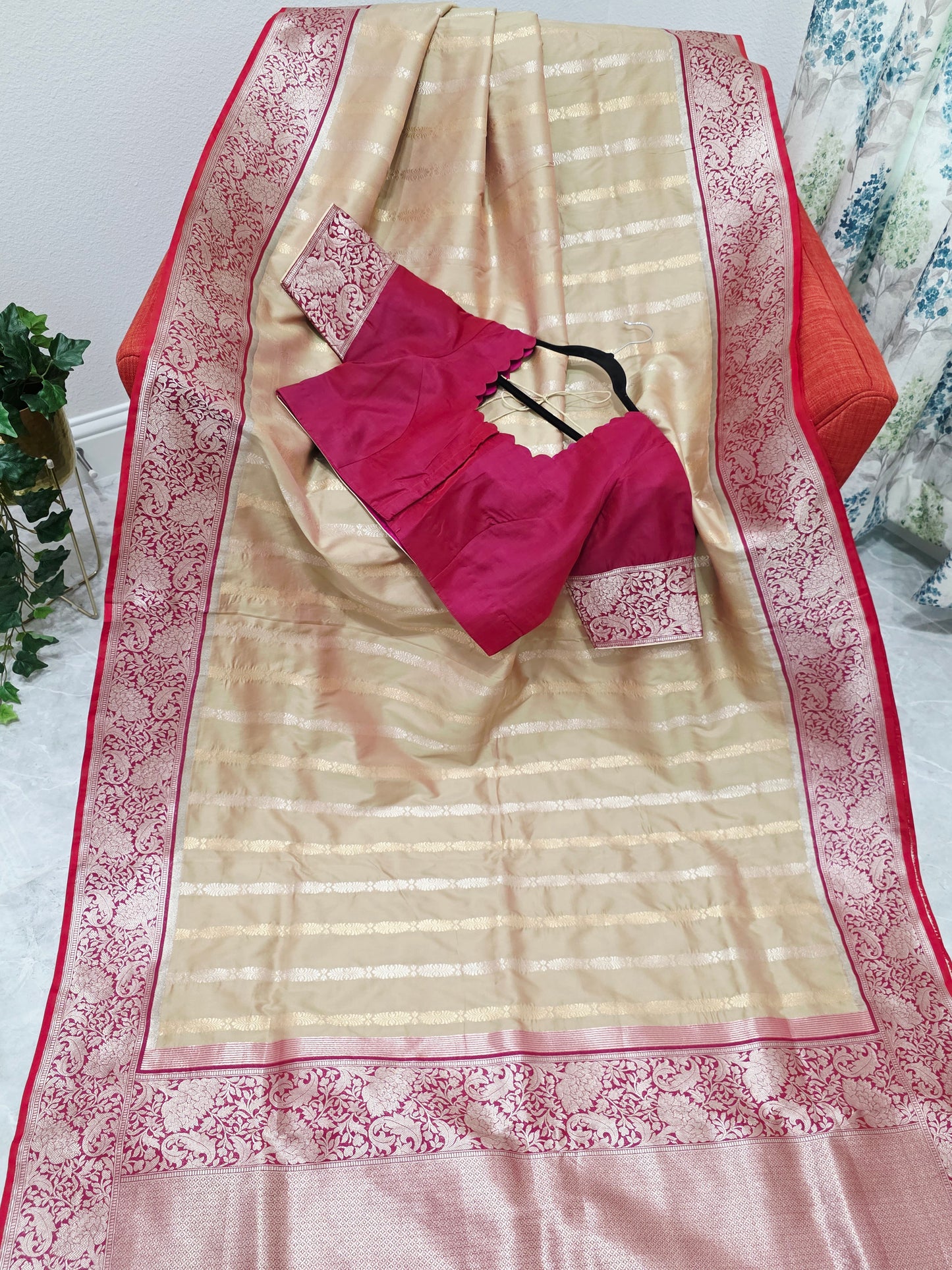 Designer Benarasi Uppada Soft Silk Saree - Blouse