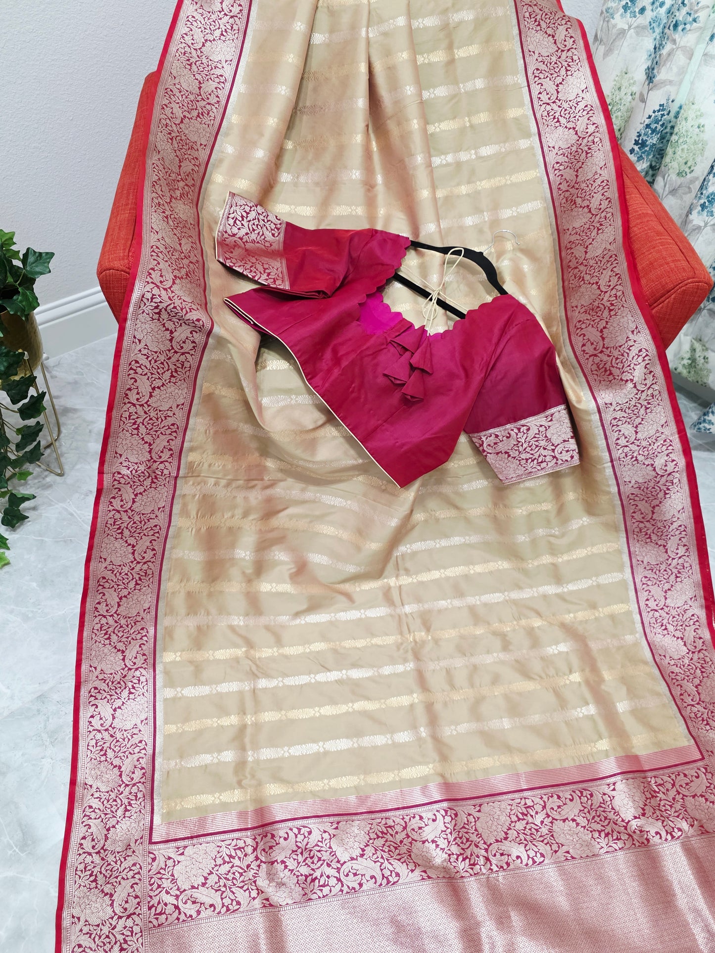 Designer Benarasi Uppada Soft Silk Saree - Blouse