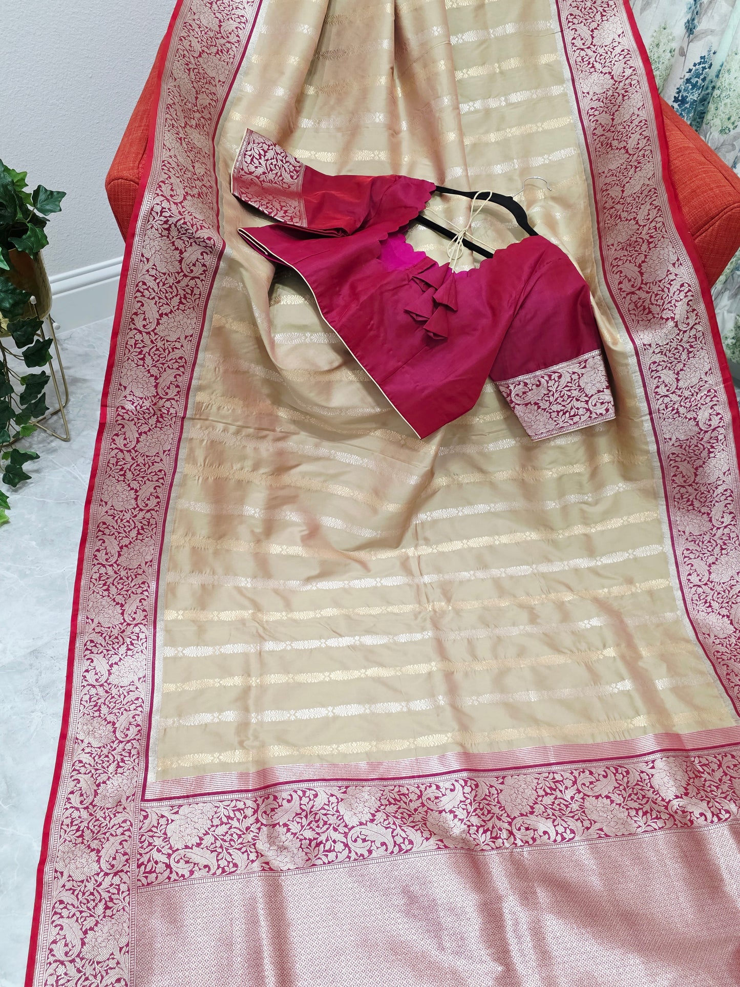 Designer Benarasi Uppada Soft Silk Saree - Blouse