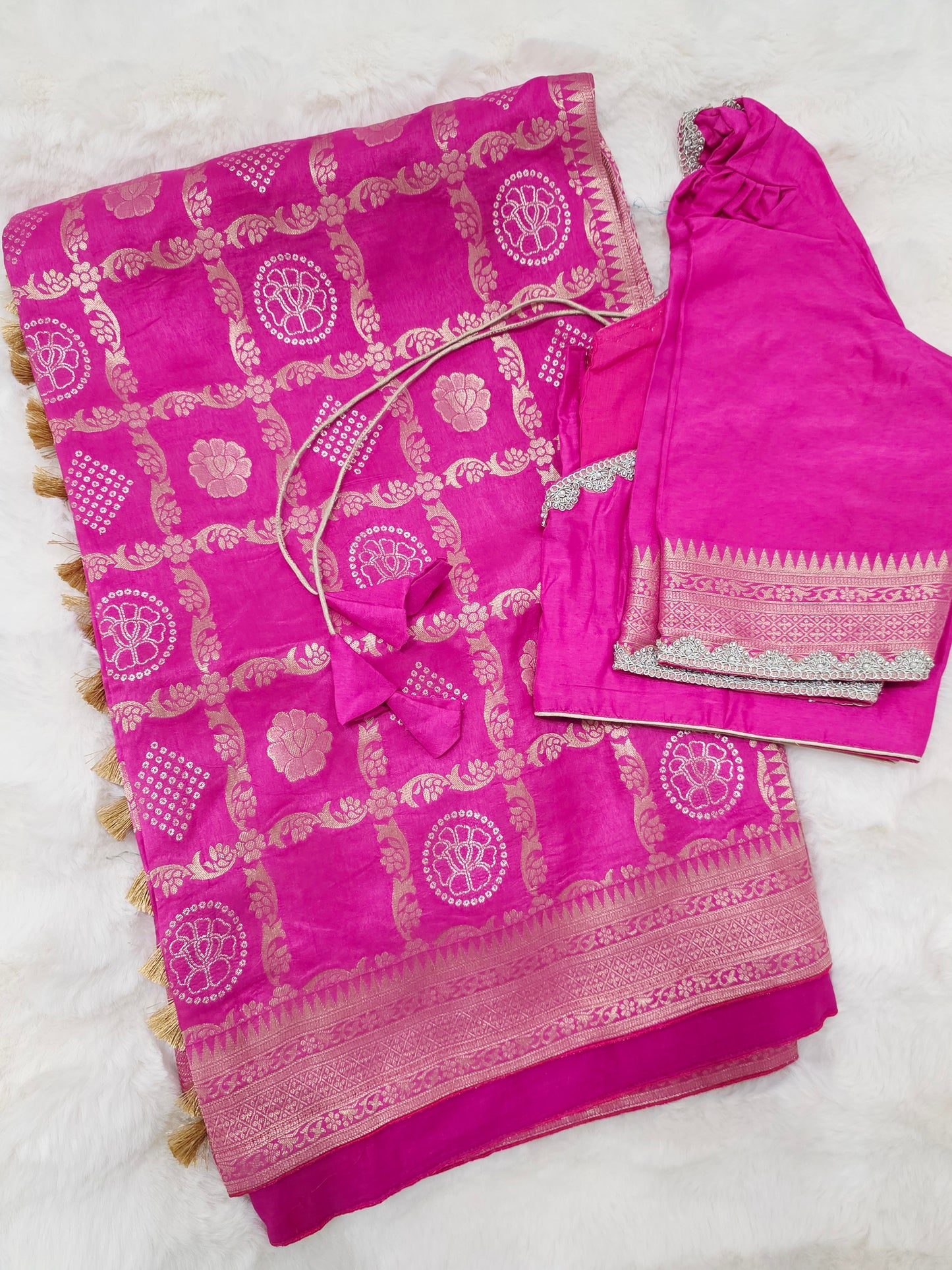 Rani Pink Gharchola Checks Munga Benarasi Crepe Silk Saree with Stitched Blouse