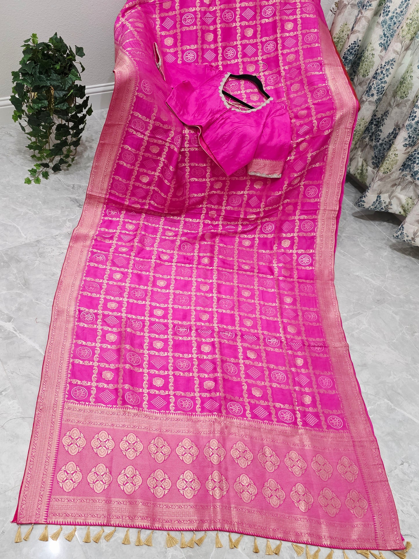 Rani Pink Gharchola Checks Munga Benarasi Crepe Silk Saree with Stitched Blouse