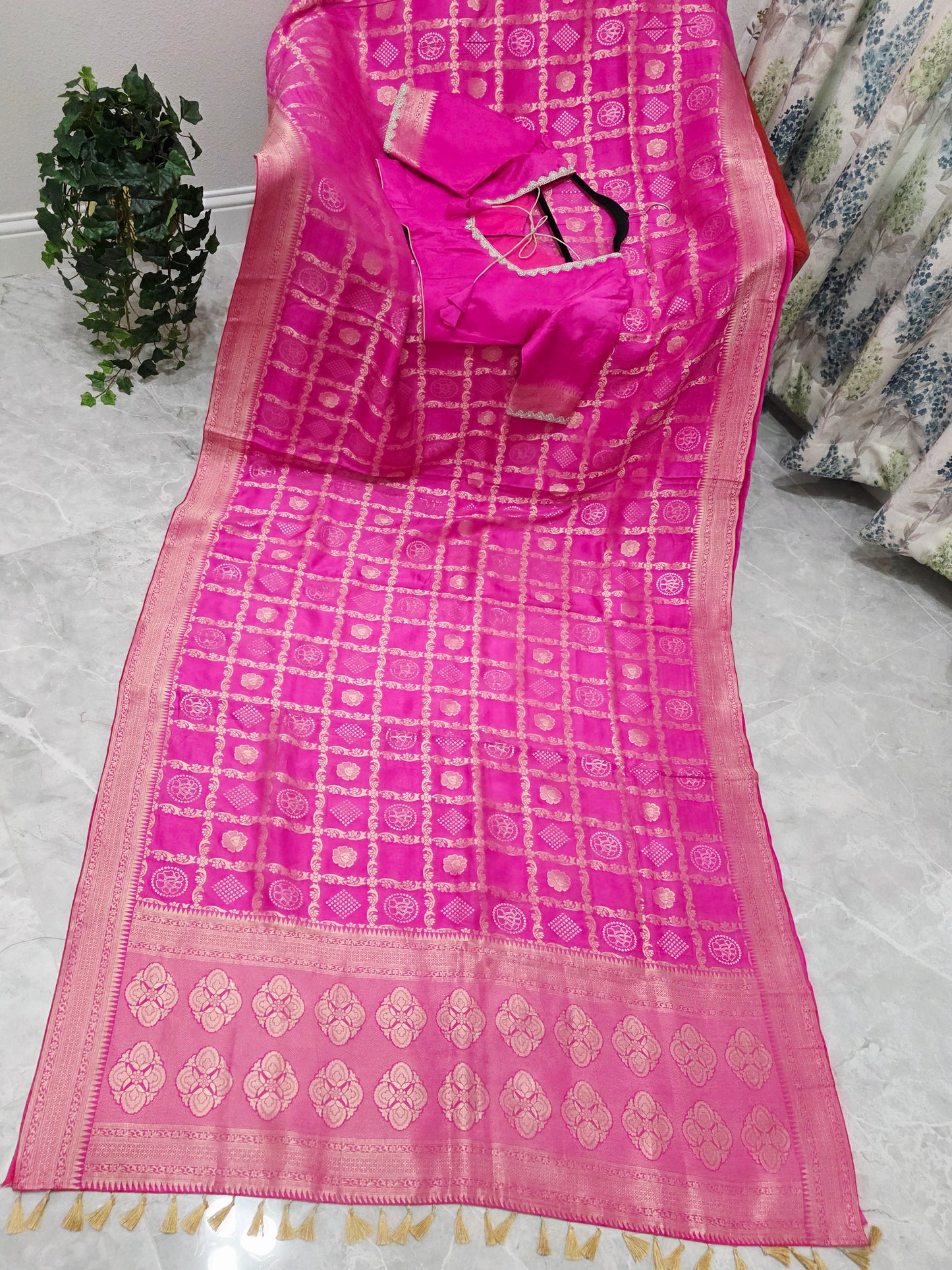 Rani Pink Gharchola Checks Munga Benarasi Crepe Silk Saree with Stitched Blouse