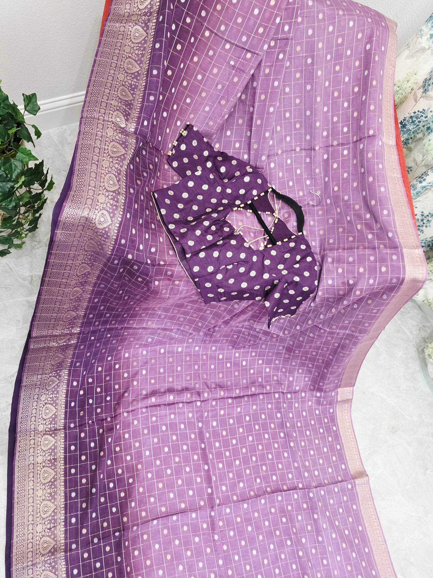 Royal Aubergine Purple Vintage Checks Chinon Crepe Silk Saree with Stitched Blouse