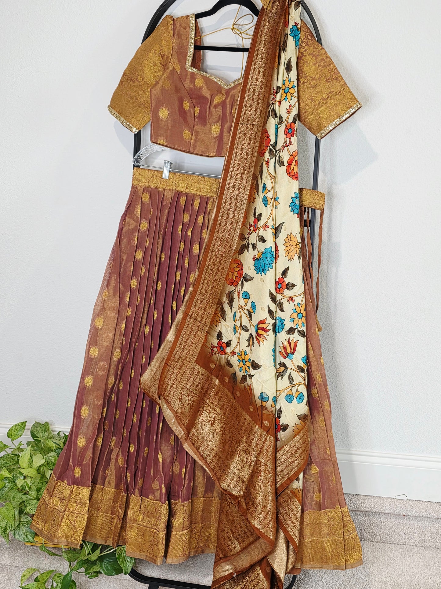 Antique Mauve Gold Tissue Jute Silk Benarasi Lehenga Set with Kalamkari Dola Silk Dupatta