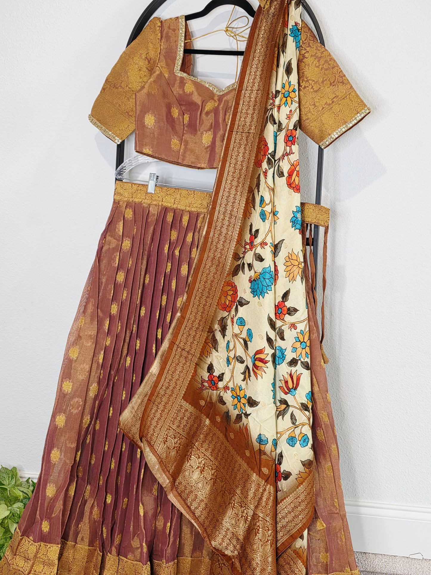 Antique Mauve Gold Tissue Jute Silk Benarasi Lehenga Set with Kalamkari Dola Silk Dupatta