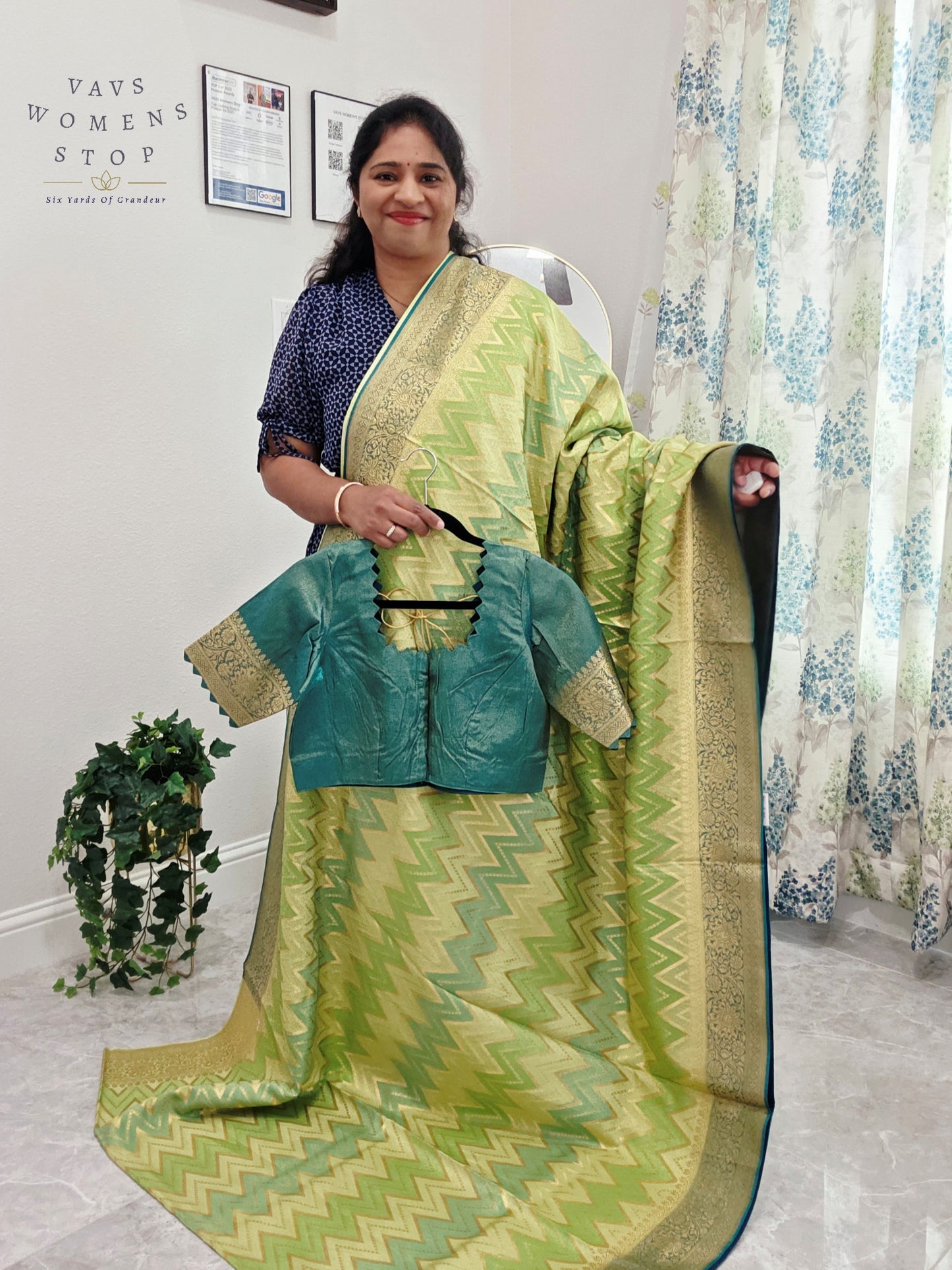 Katan Dupion Tissue Benarasi Silk Saree - Blouse