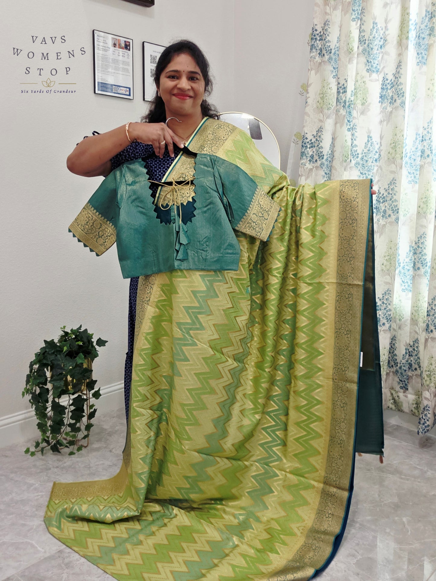 Katan Dupion Tissue Benarasi Silk Saree - Blouse