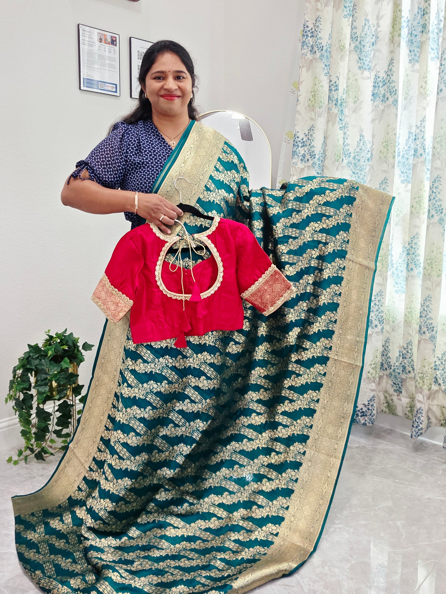 Classy Benarasi Silk Saree - Blouse