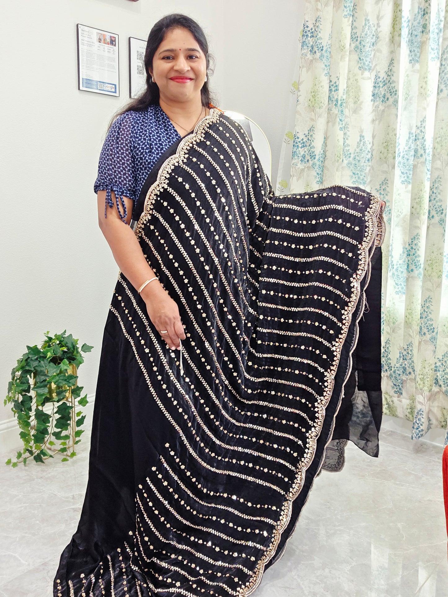 Cocktail Party Wear Sequins Work Space Silk Designer Saree - Blouse