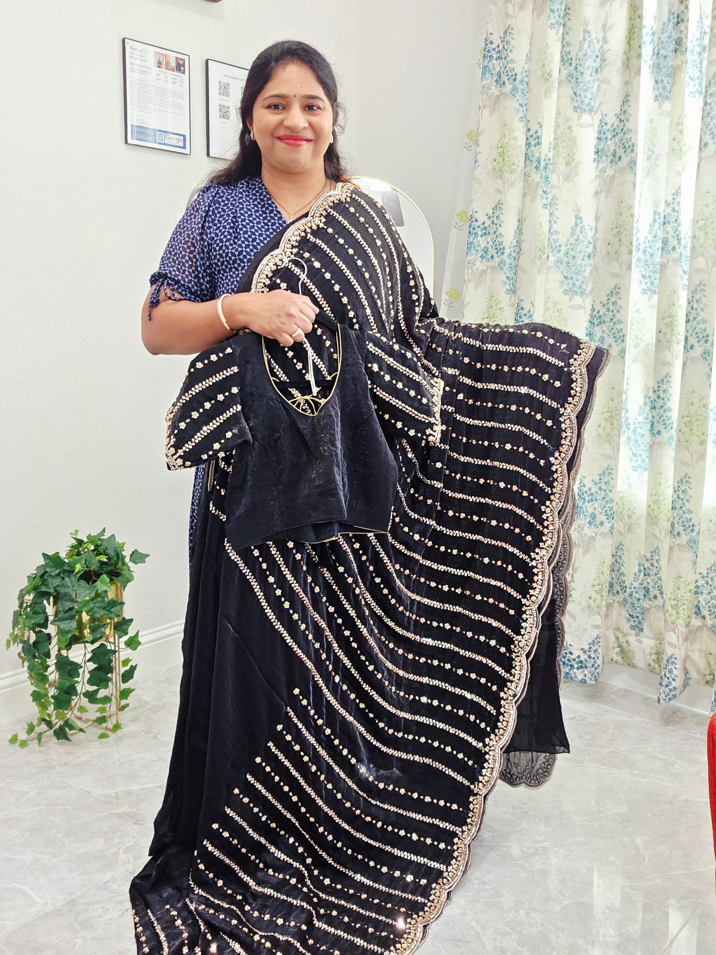 Cocktail Party Wear Sequins Work Space Silk Designer Saree - Blouse