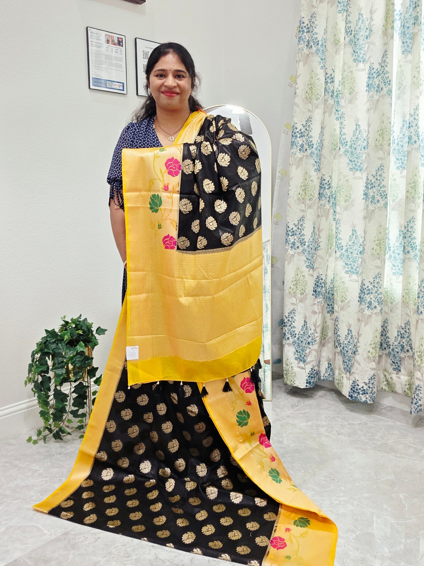 Semi Georgette Silk Cotton Saree - Blouse