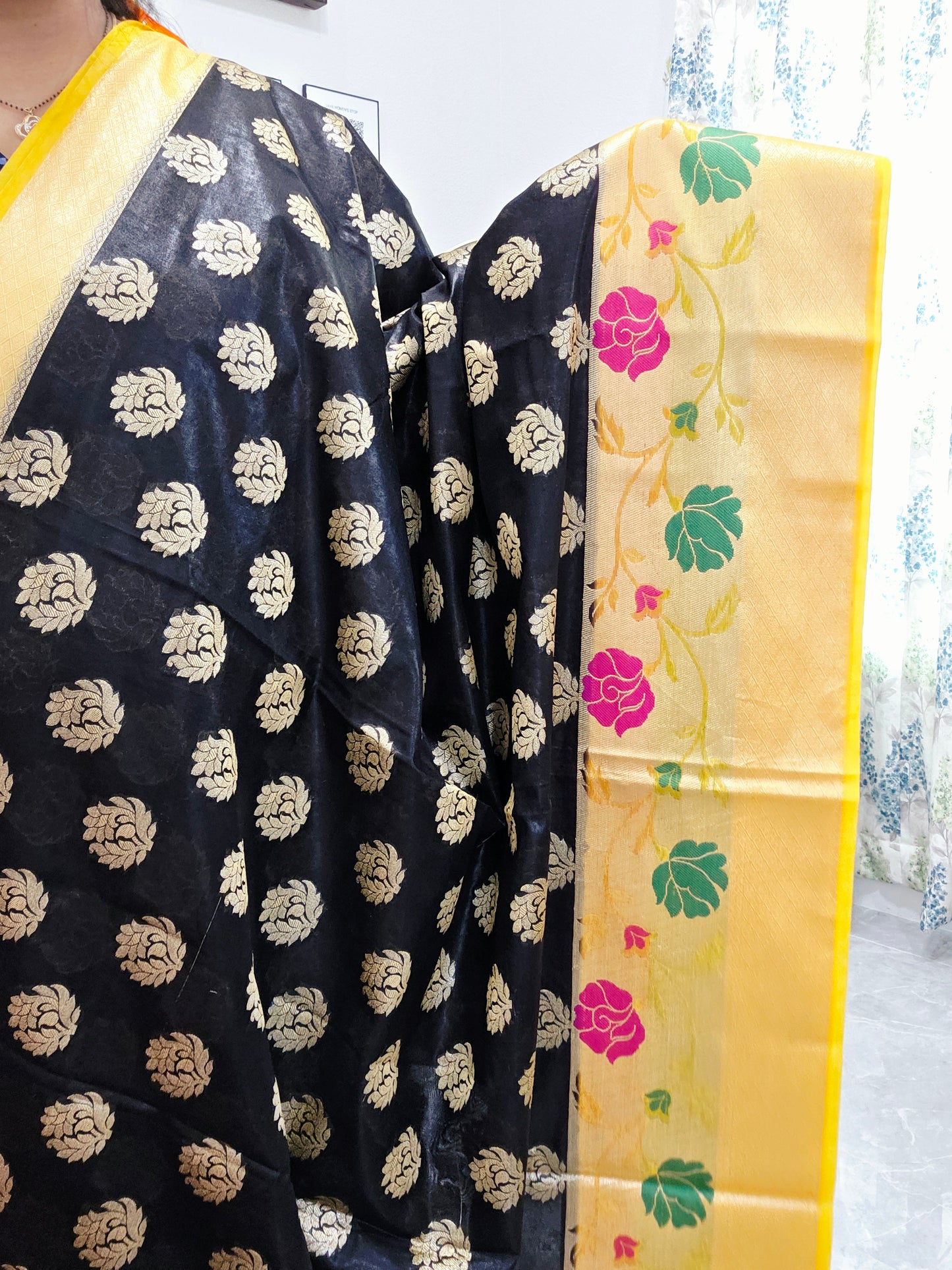 Semi Georgette Silk Cotton Saree - Blouse