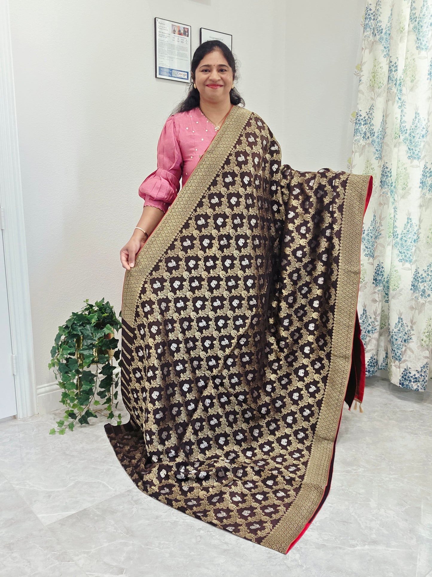 Munga Crepe Silk Saree - Blouse