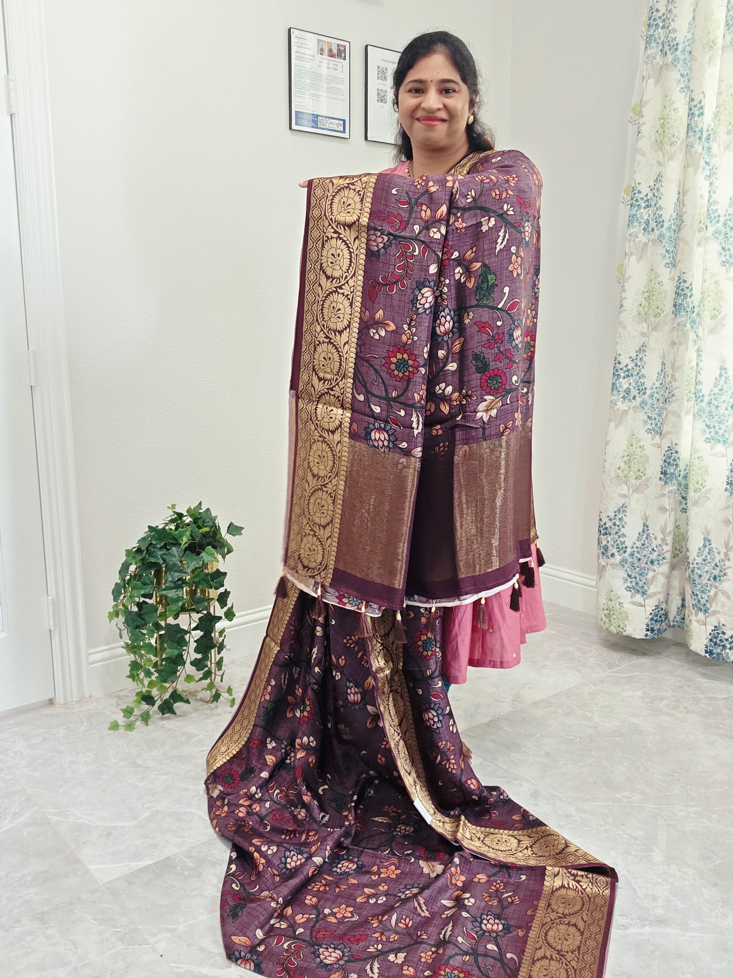 Munga Crepe Silk Kalamkari Digital Print Saree - Blouse