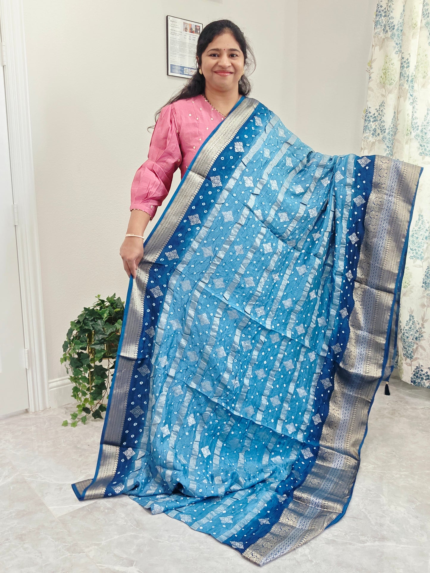 Soft Dupion Benarasi Firozi Blue Shade Hand Knot Bhandini Stripes Design er Saree – Blouse