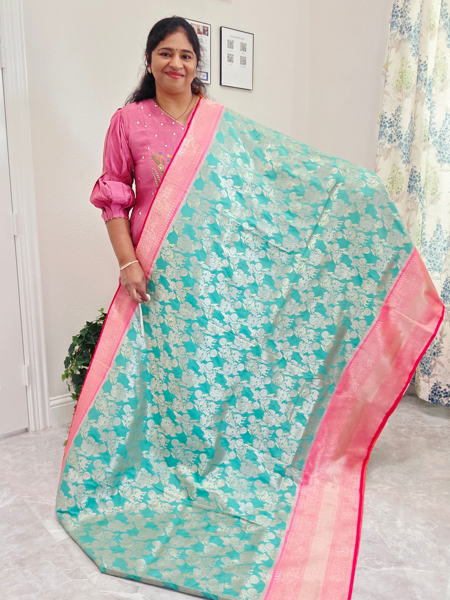Designer Premium Quality Benarasi Silk Saree -  Blouse