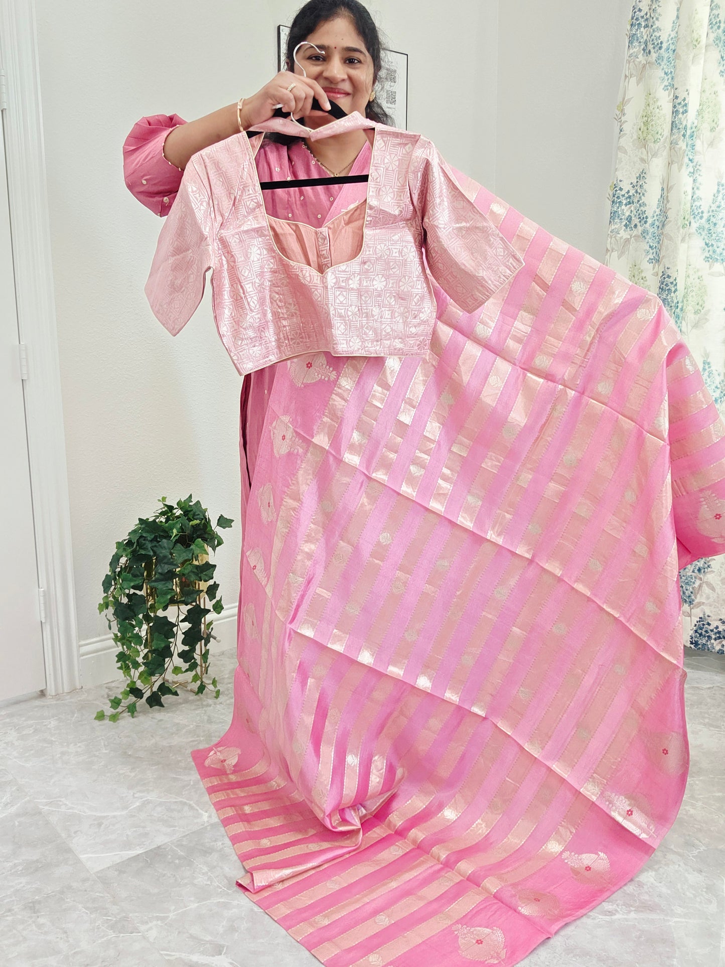 Pink Shade Pure Mango Benarasi Silk Saree with Blouse – Elegant Wedding & Festive Wear – Ready to Ship