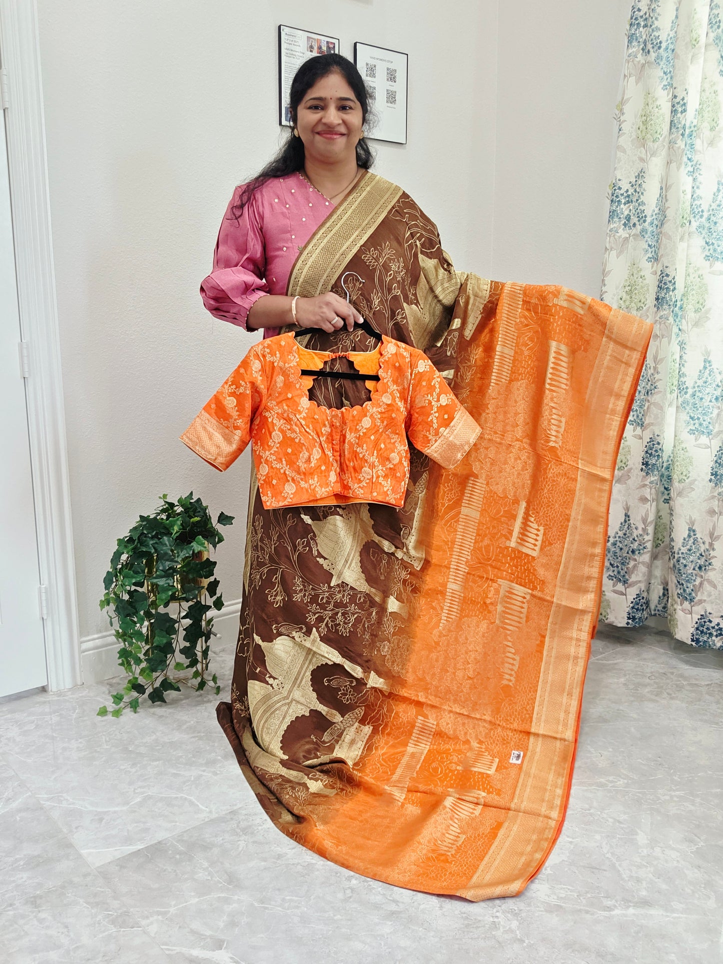 Sunset Amber & Cocoa Brown Taj Mahal Powerloom Woven Benarasi Silk Saree with Stitched Blouse