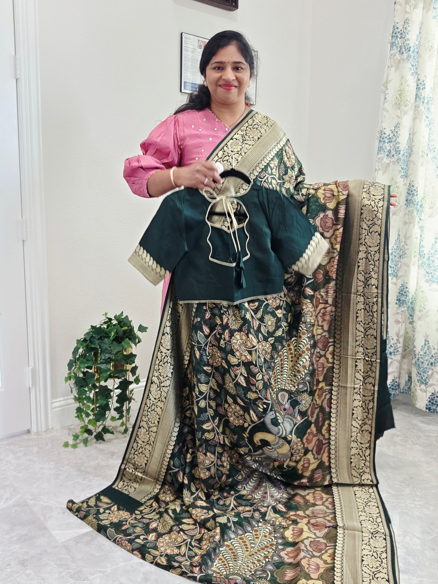 Pure Munga Crepe Silk Kalamkari Digital Print Saree - Blouse