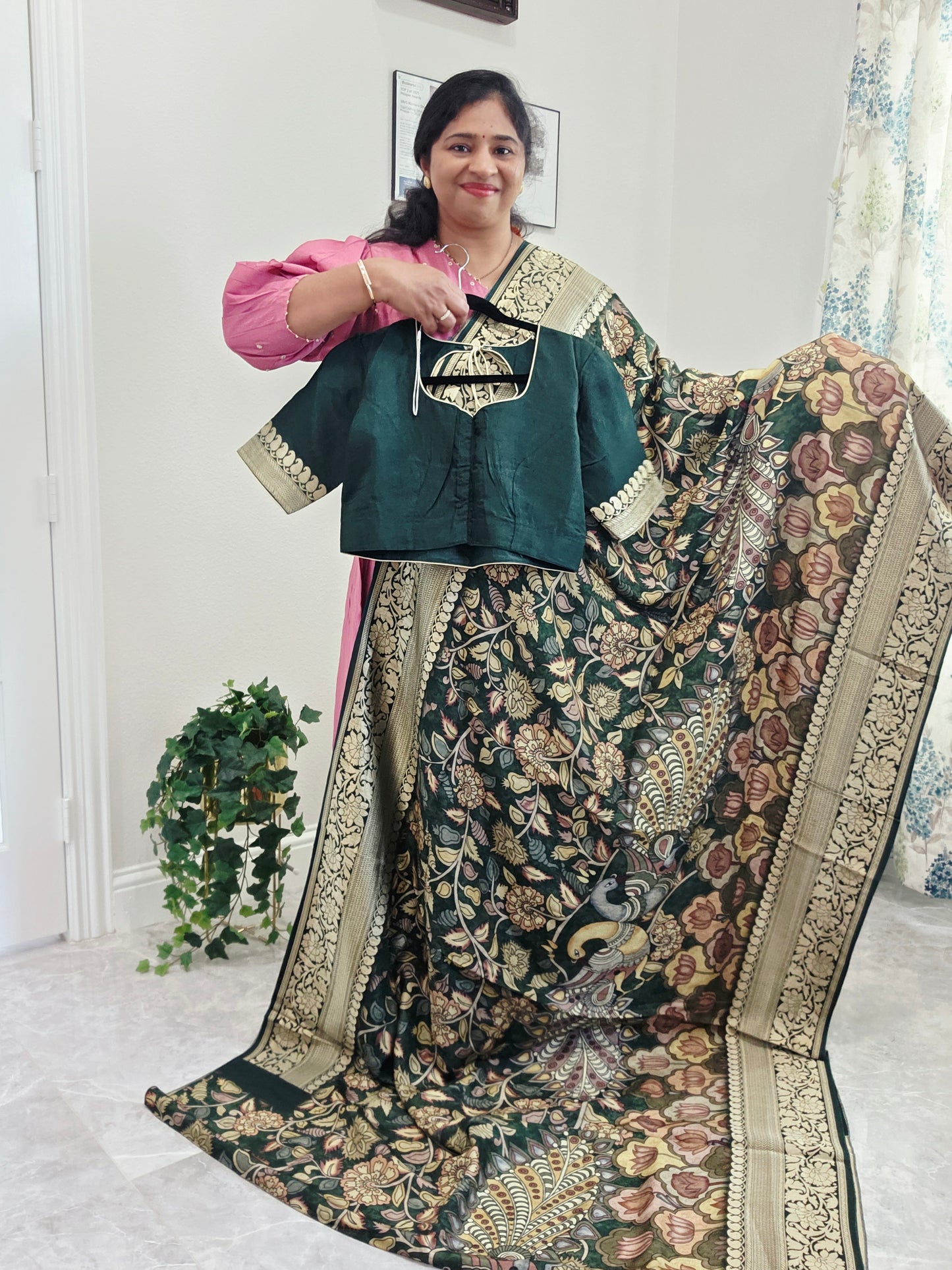 Pure Munga Crepe Silk Kalamkari Digital Print Saree - Blouse