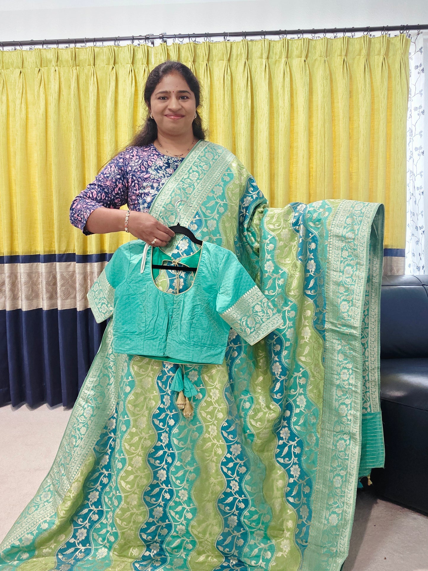 Benarasi Uppada Soft Silk Designer Saree - Blouse