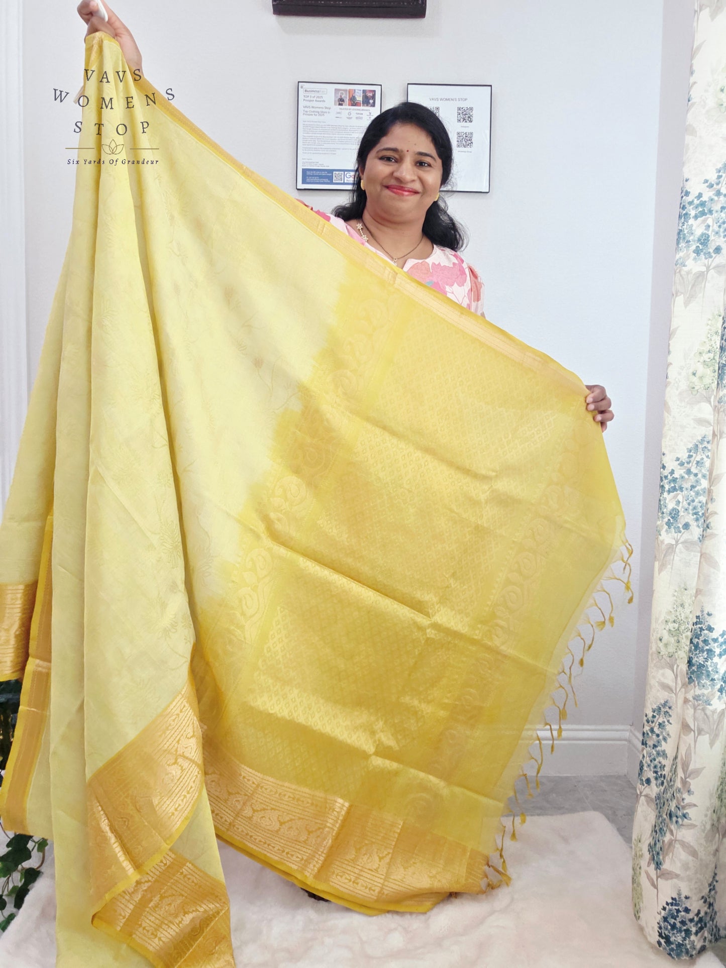 Pistachio Green Mangalagiri Pattu Silk Cotton Handloom Saree with Lime Gold Zari Border & Designer Stitched Blouse